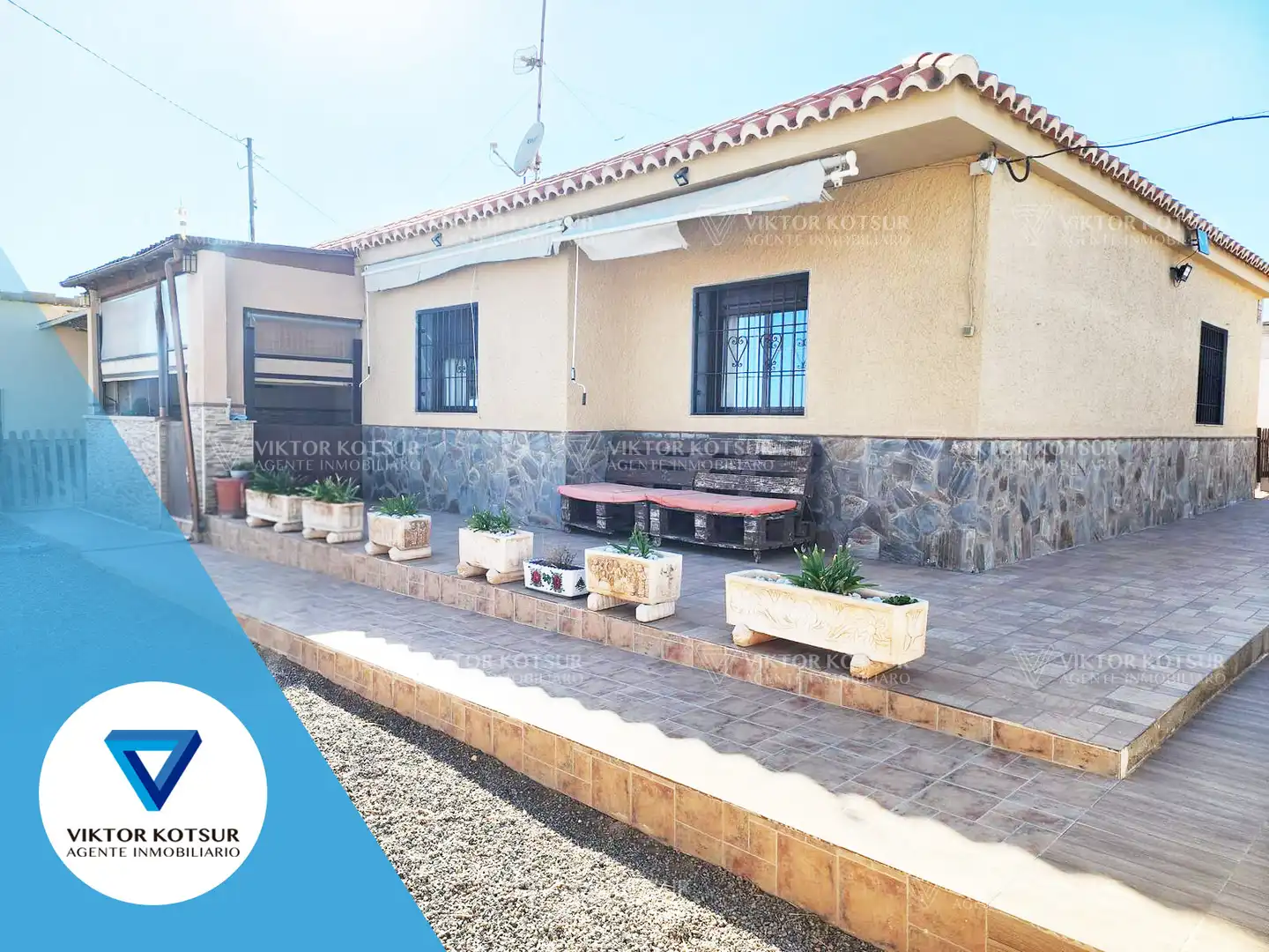 Vista exterior de Finca rústica en venta en Roquetas de Mar con Jardín privado, Terraza y Piscina