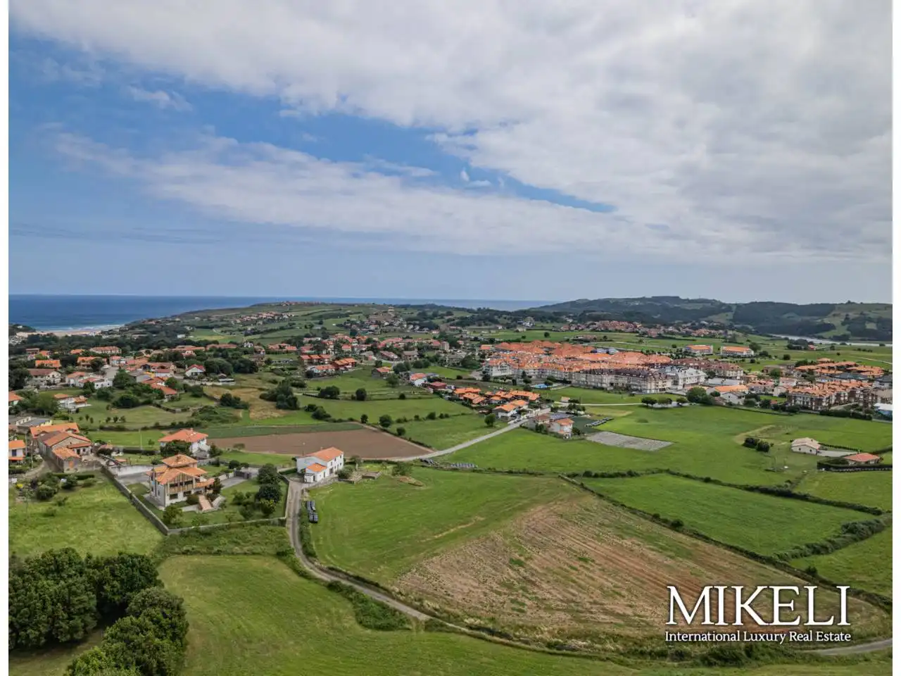 Residential zum Verkauf in Bareyo