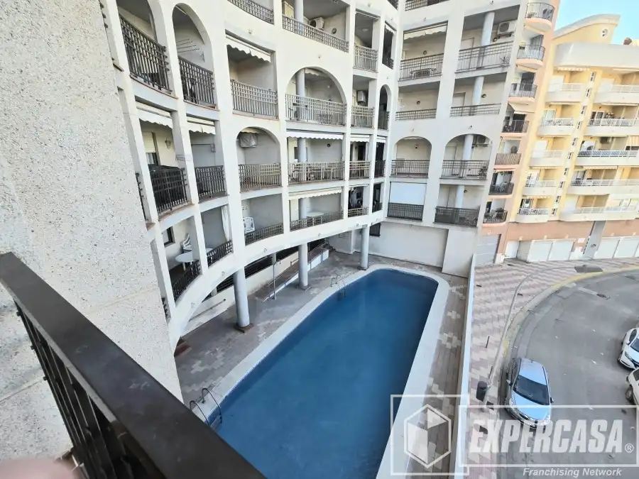 Piscina de Apartament de lloguer en Cullera amb Terrassa, Piscina i Moblat