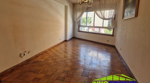 Foto 2 de Piso en venta en Avenida Avenida Pasaje, 37, Los Castros - Castrillón, A Coruña Capital