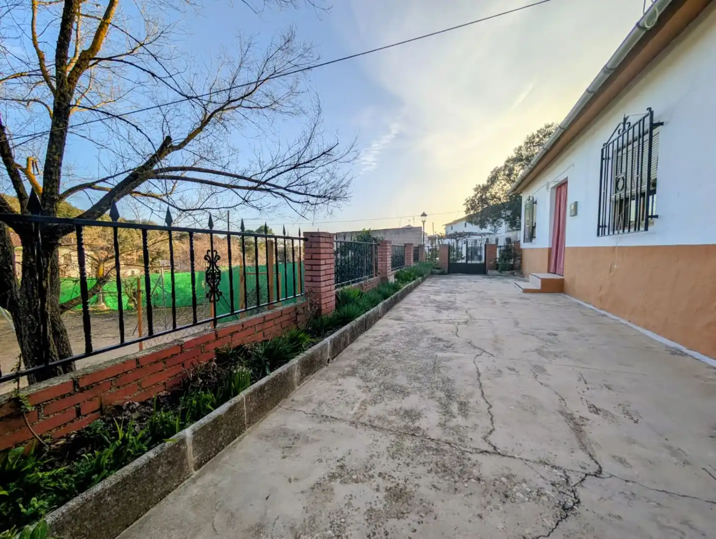 Vista exterior de Finca rústica en venda en Loja amb Terrassa