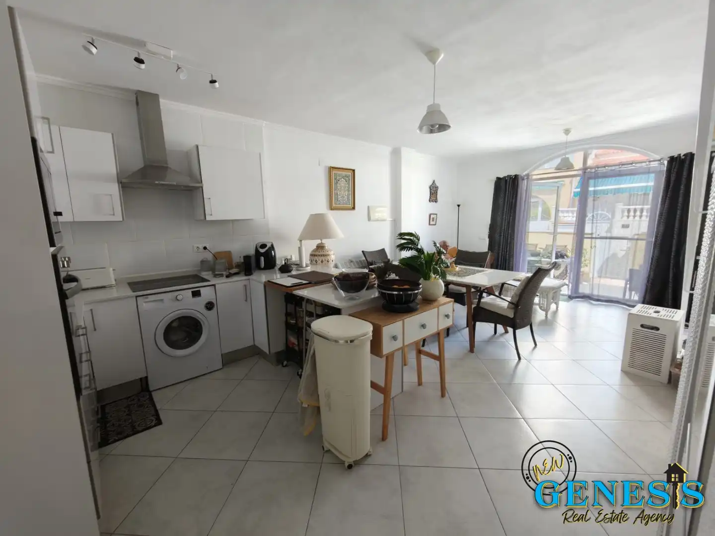 Semi-detached house with terrace for sale in Calle Liszt 269, imagen 8