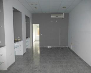 Premises for sale in Rota  with Air Conditioner and Internet