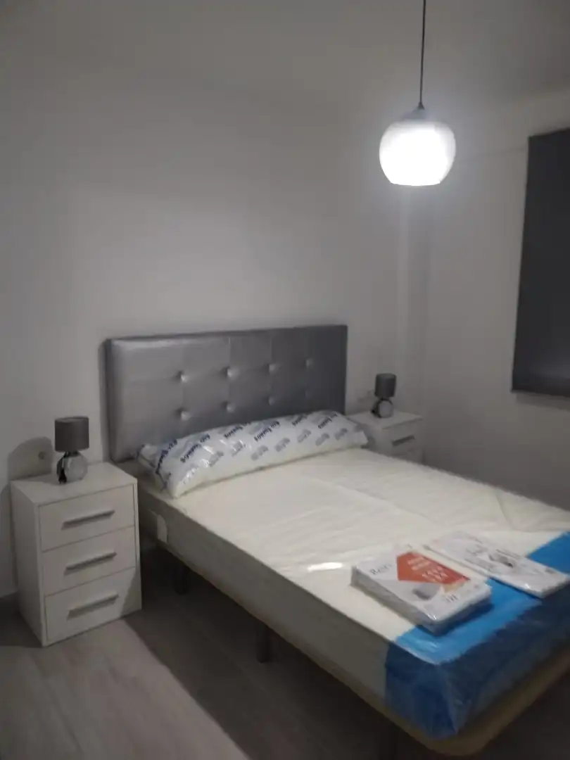 Habitación de Piso de alquiler en Huelva con Amueblado y Lavadora