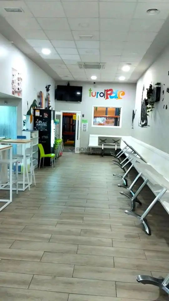 Local de alquiler en Teruel con Aire acondicionado y Amueblado