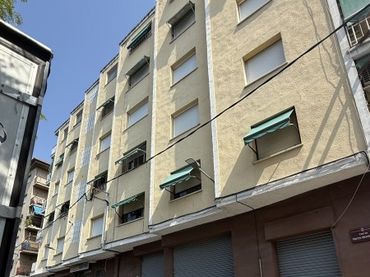 Flat for sale in NARCIS MONTURIOL