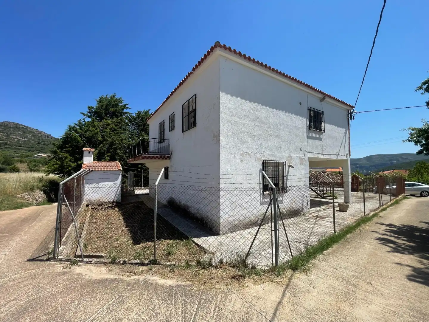 Vista exterior de Casa o chalet en venta en Chera con Terraza y Balcón