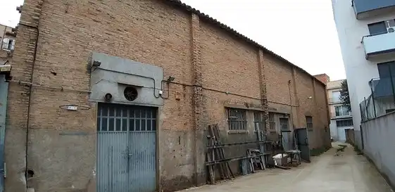 Industriegebäude zum Verkauf in Carrer Rocabertí 4, imagen 2
