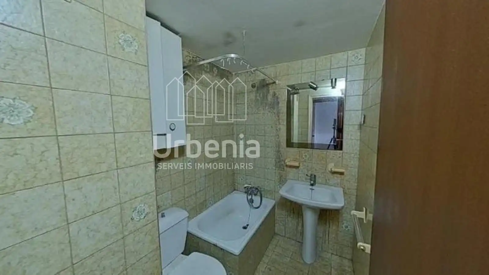 Piso en venta en Escales, Urbanitzacions