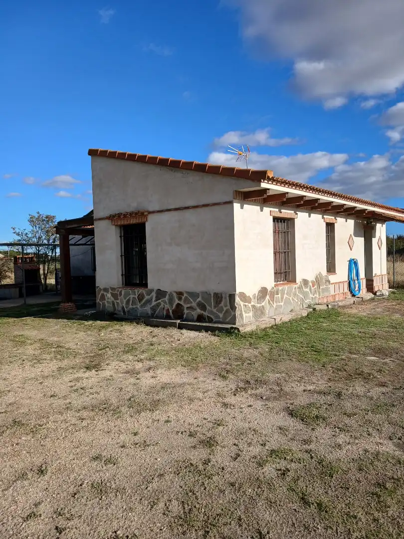 Vista exterior de Casa o xalet en venda en La Pedraja de Portillo , Valladolid