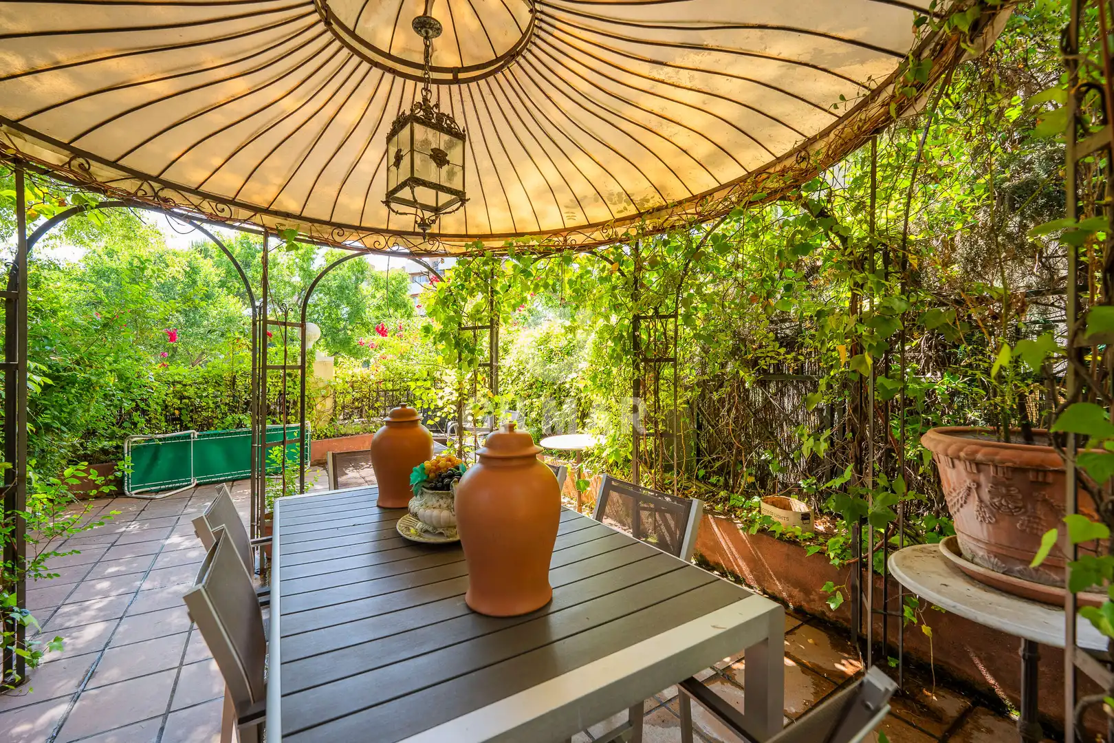 Terraza de Casa o chalet en venta en Madrid con Calefacción, Jardín privado y Piscina