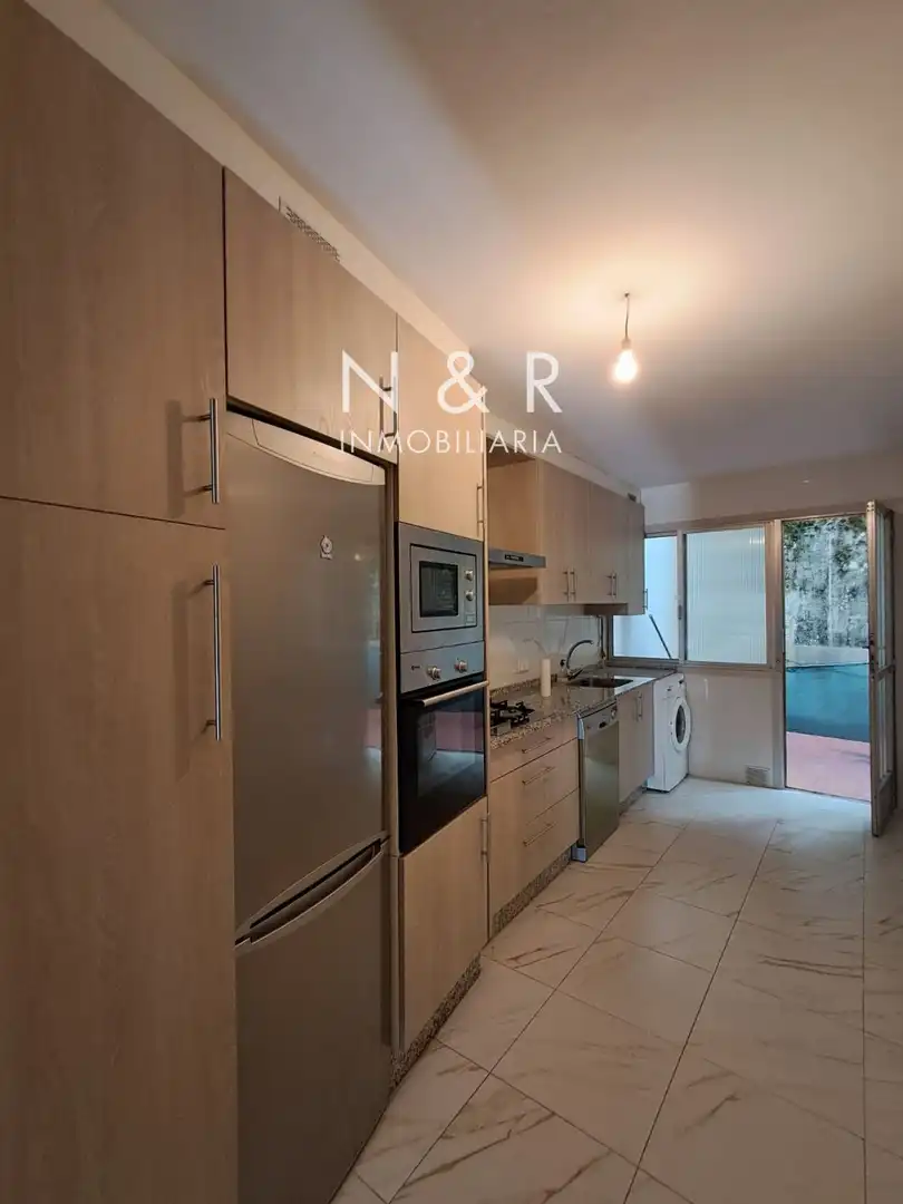 Kitchen of Flat for rent in Santiago de Compostela   with Heating and Terrace