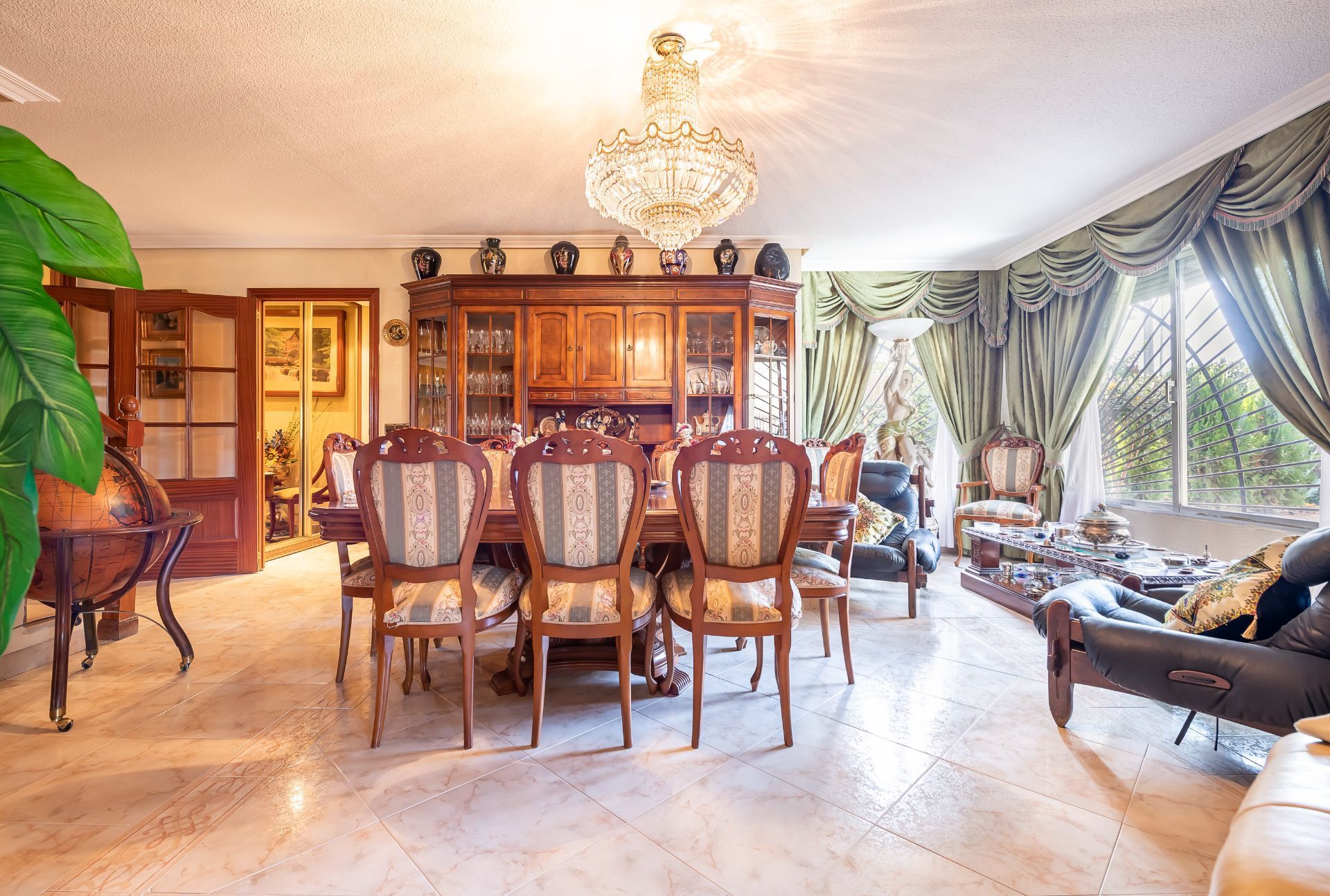 Dining room of House or chalet for sale in  Madrid Capital  with Air Conditioner, Heating and Private garden