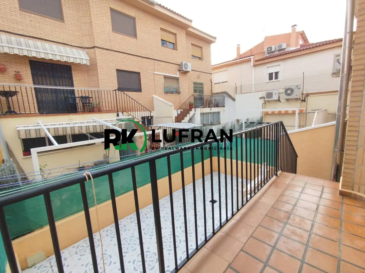 Vista exterior de Casa o chalet en venta en Petrer con Aire acondicionado