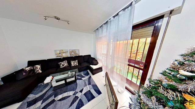Casa adosada en Venta en De Mestanza en Entrevías