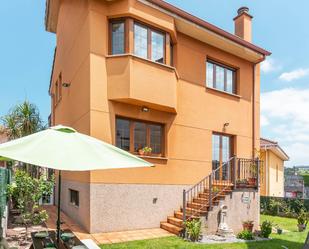 Vista exterior de Casa o xalet en venda en Avilés amb Terrassa