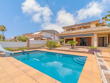 Villa con balcone in vendita a Torreón - La Almadraba