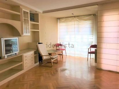 Living room of Flat for sale in  Madrid Capital