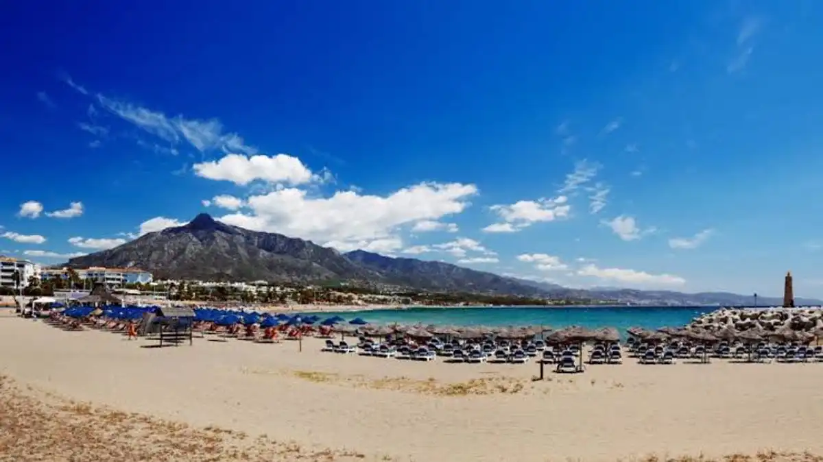 Exterior view of Flat for sale in Marbella  with Air Conditioner, Heating and Private garden