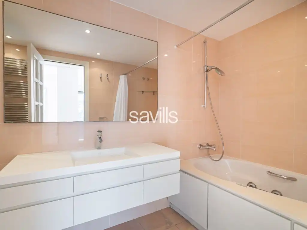 Bathroom of Attic for sale in Barcelona  with Air Conditioner, Terrace and Swimming Pool
