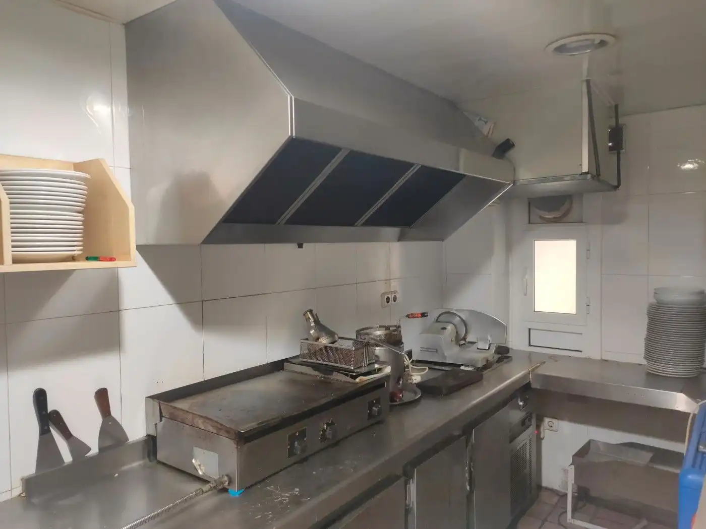 Cocina de Local en traspaso en Badalona con Aire acondicionado, Calefacción y Amueblado