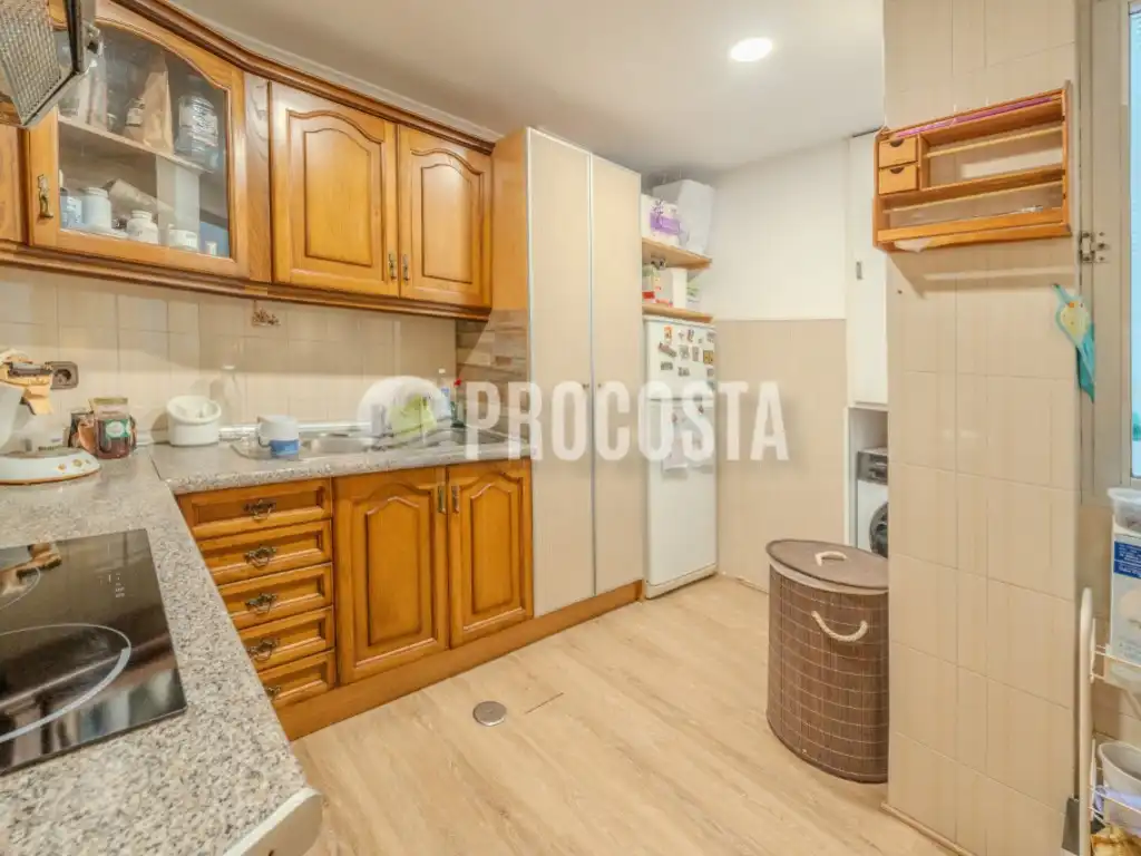 Flat for sale in Calle Buenos Aires, Almuñecar Centro
