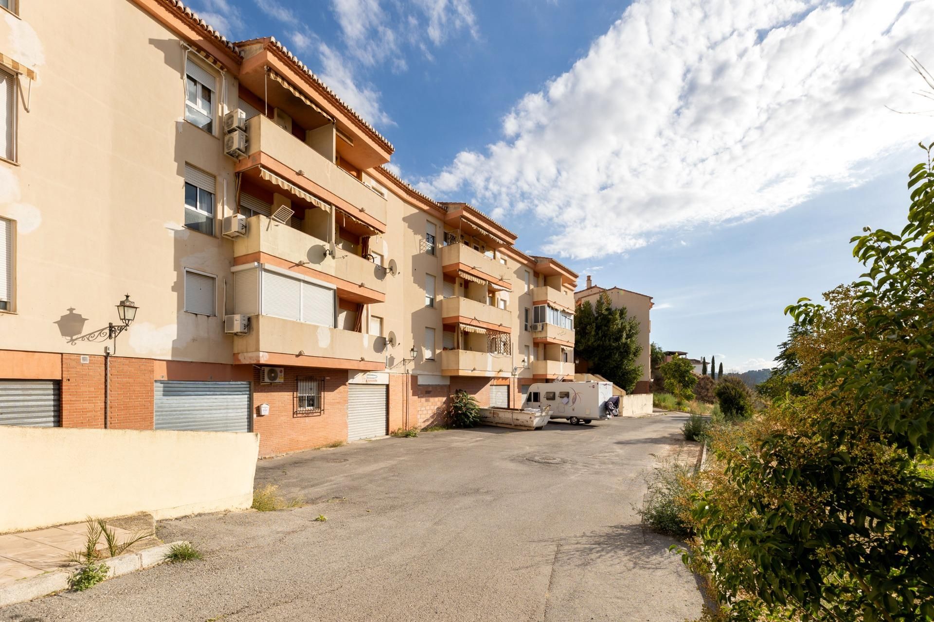 Exterior view of Flat for sale in Cenes de la Vega  with Terrace and Storage room