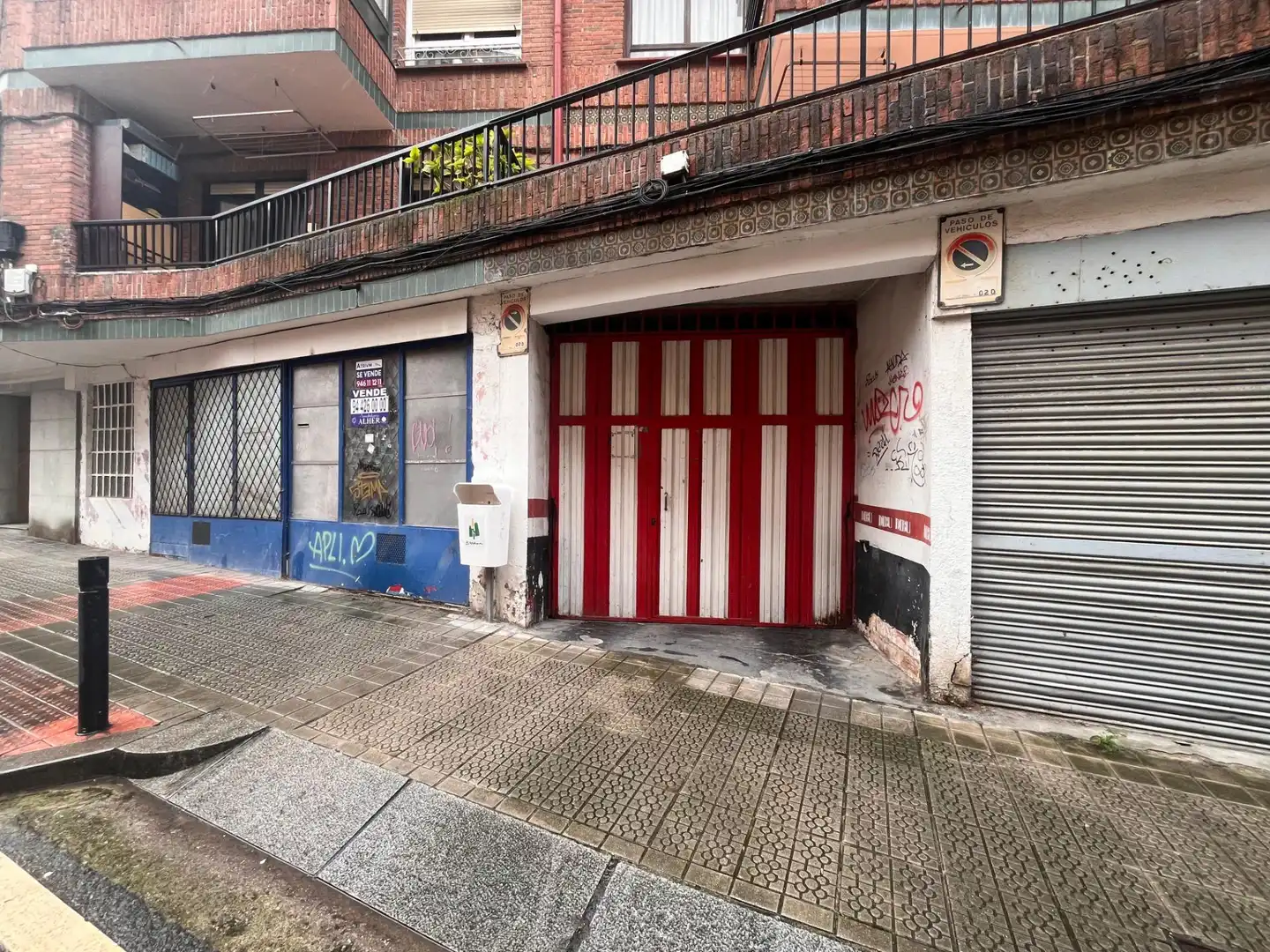 Exterior view of Garage for sale in Basauri 