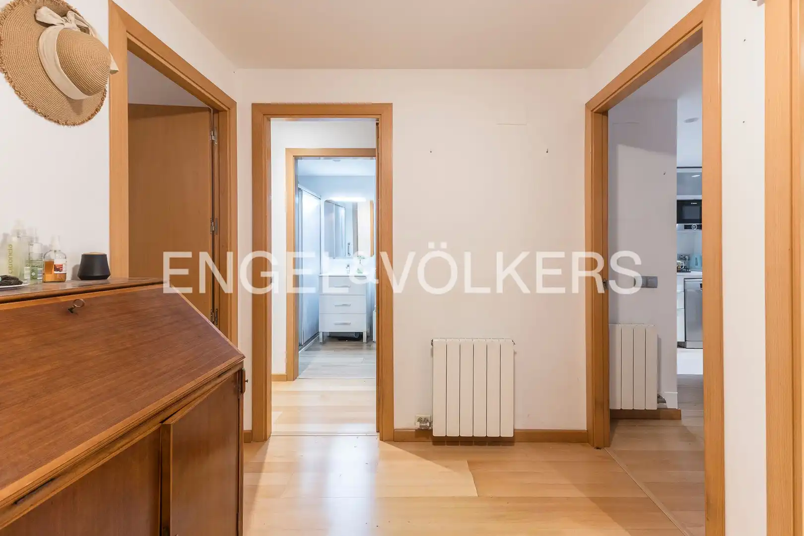 Flat for sale in Barcelona  with Air Conditioner, Heating and Parquet flooring