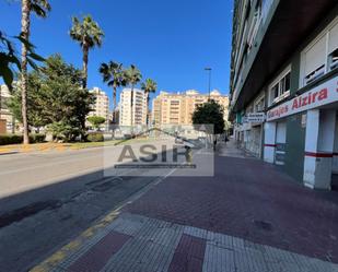 Vista exterior de Garatge en venda en Alzira