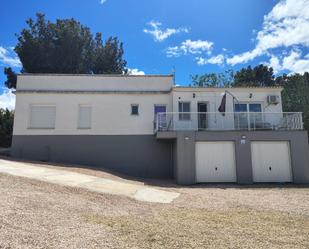 Vista exterior de Casa o xalet de lloguer en Torrent amb Aire condicionat, Calefacció i Jardí privat
