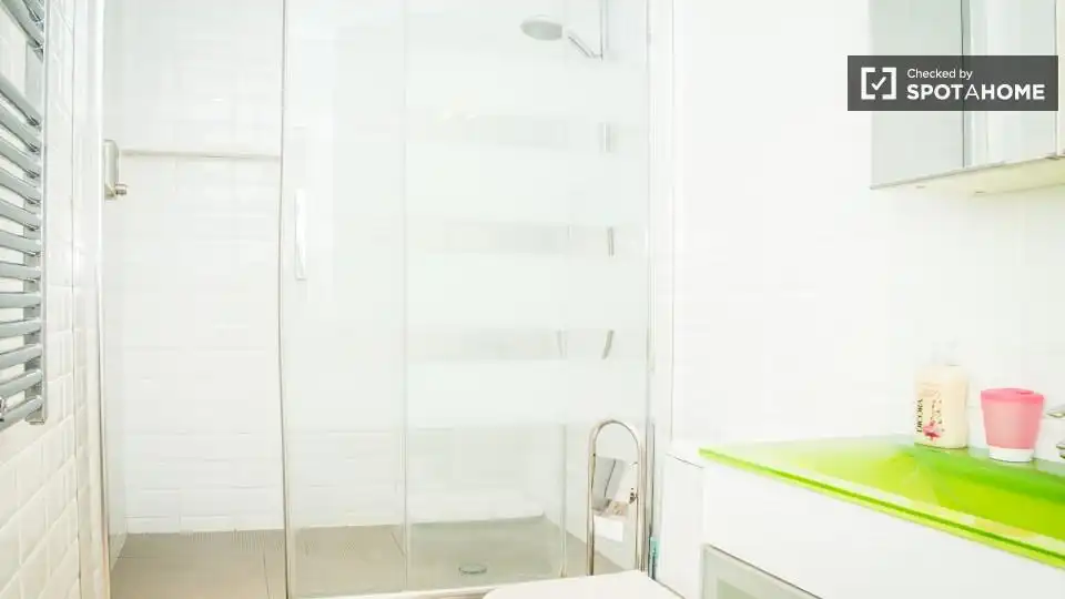 Flat with terrace to rent in Ciutat Vella, imagen 7