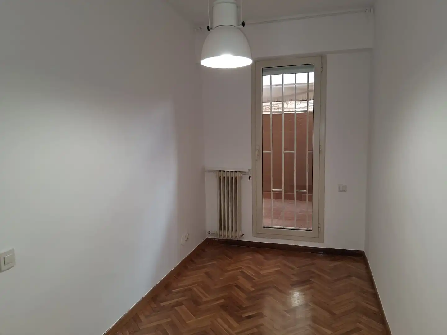 Schlafzimmer von Wohnung zum Verkauf in Sabadell mit Heizung, Parkett und Ofen