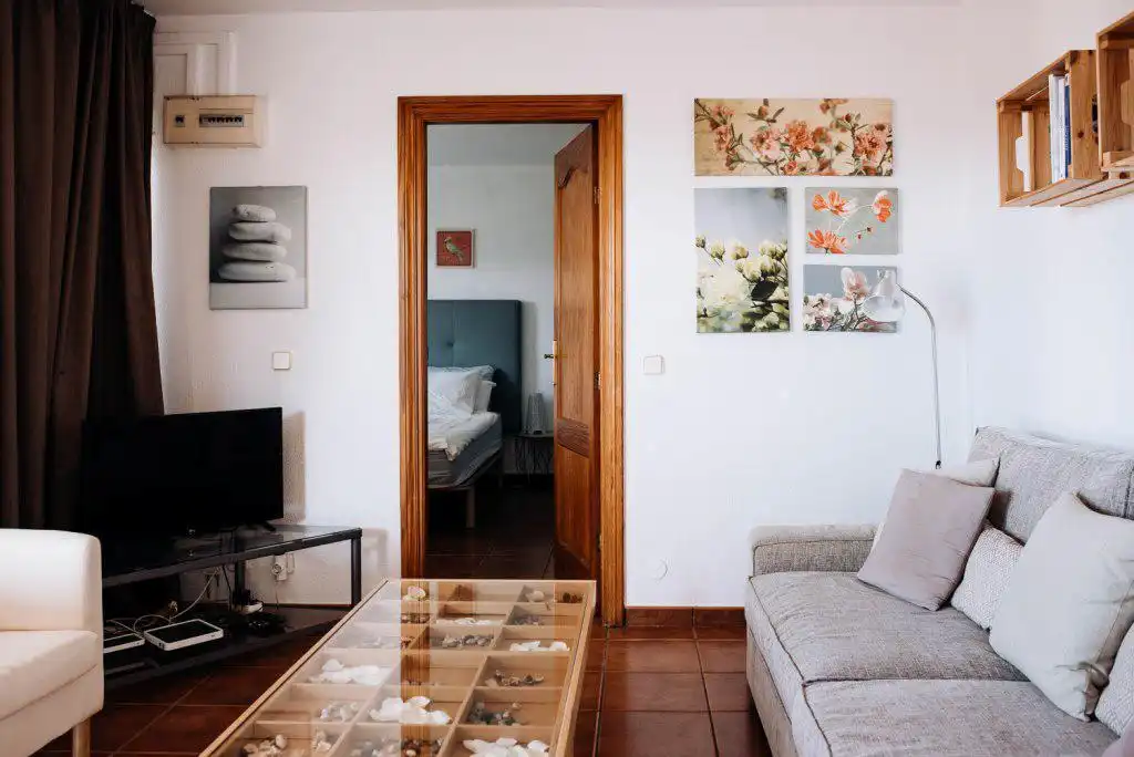 Living room of Ground floor for rent in San Bartolomé de Tirajana  with Air Conditioner, Terrace and Furnished