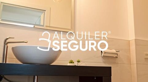 Foto 5 de Piso de alquiler en De Bolivia, La Espinilla - Parque Blanco, Coslada