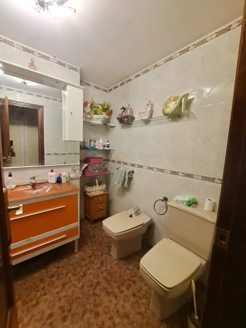 Bathroom of Flat for sale in Castellón de la Plana / Castelló de la Plana  with Air Conditioner, Heating and Terrace