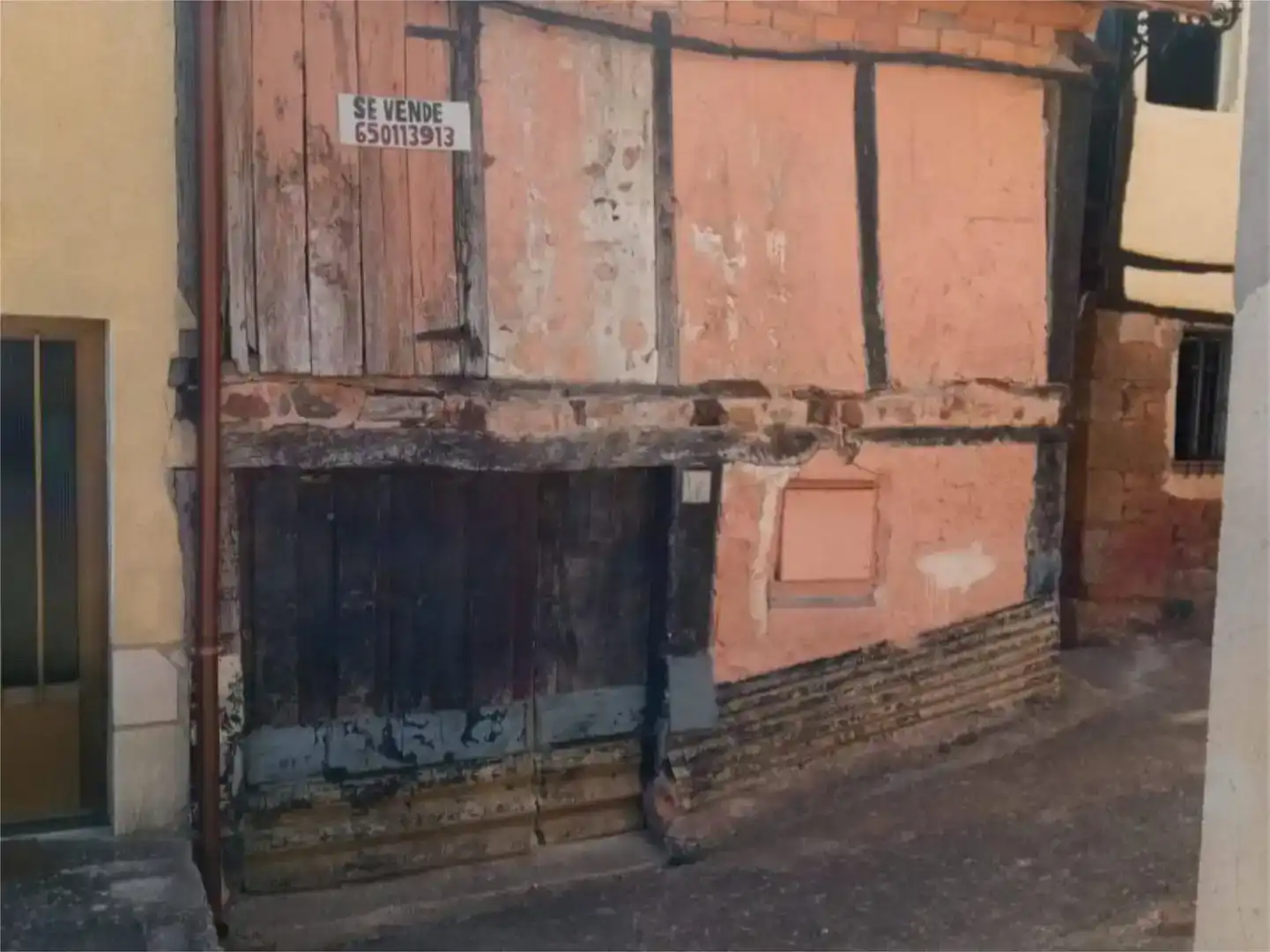 Vista exterior de Garaje en venta en Villasur de Herreros, Burgos