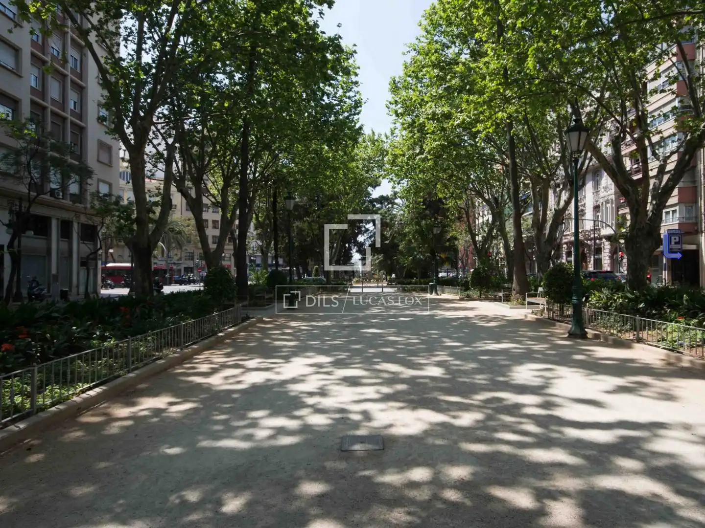 Vista exterior de Àtic de lloguer en Valencia amb Aire condicionat, Calefacció i Parquet