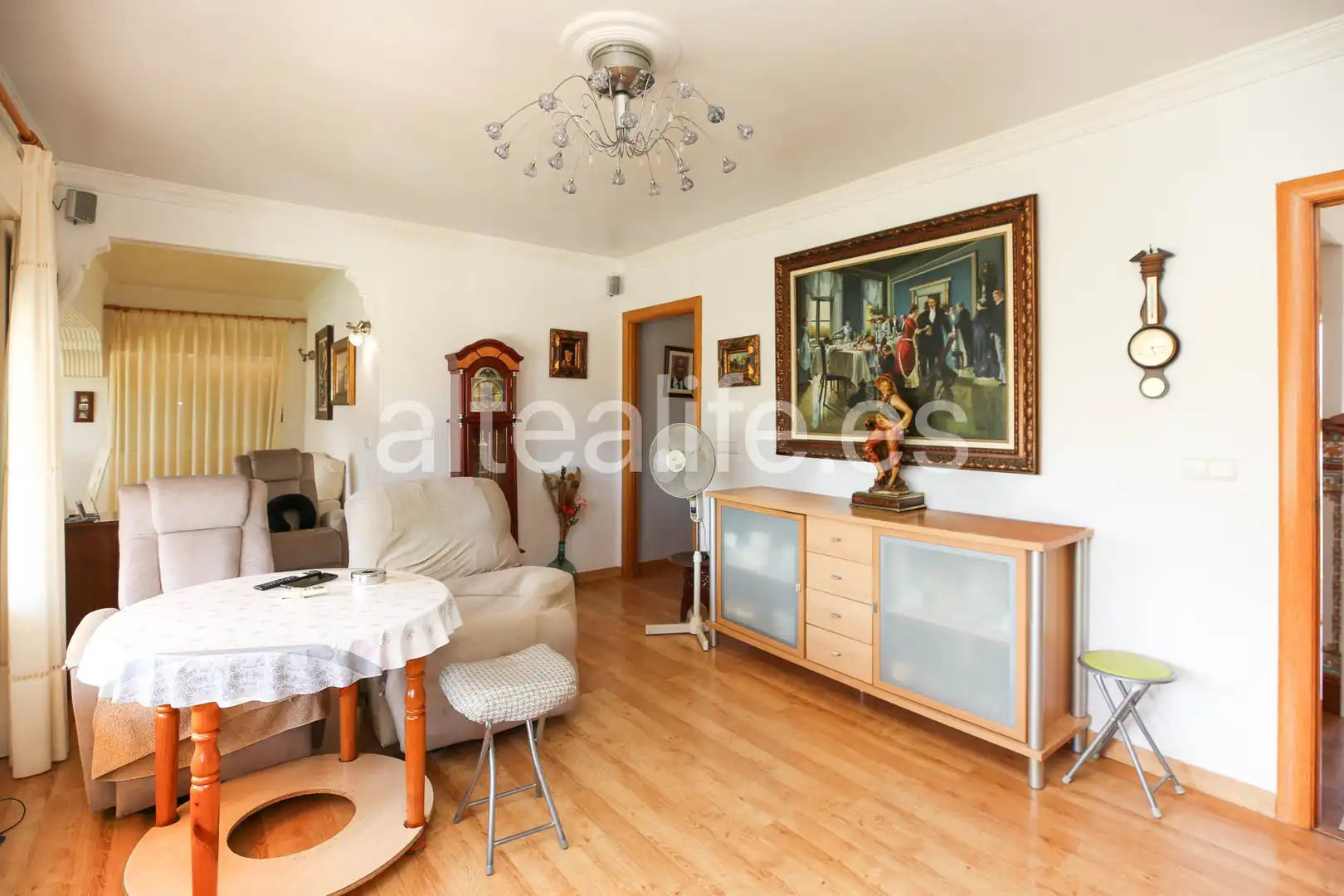 Sala d'estar de Casa o xalet en venda en La Nucia amb Aire condicionat, Jardí privat i Terrassa