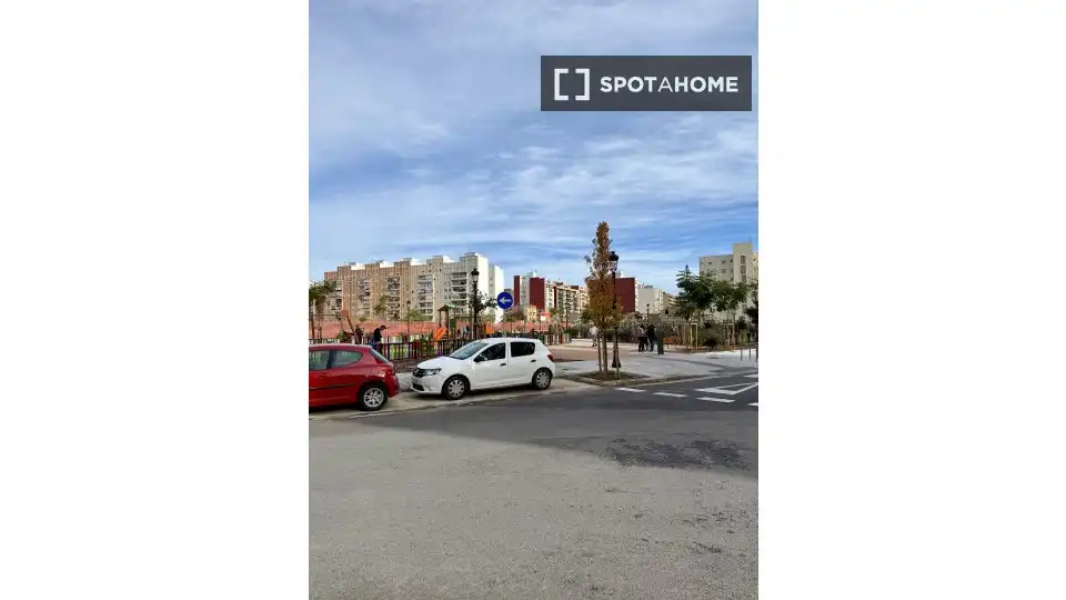 Exterior view of Flat for rent in Valencia  with Air Conditioner, Heating and Furnished