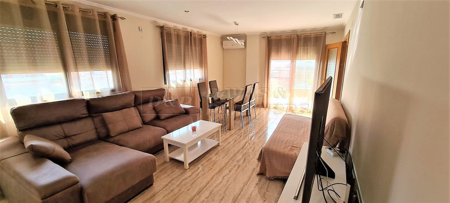 Living room of Flat for sale in Cox  with Air Conditioner, Storage room and Balcony