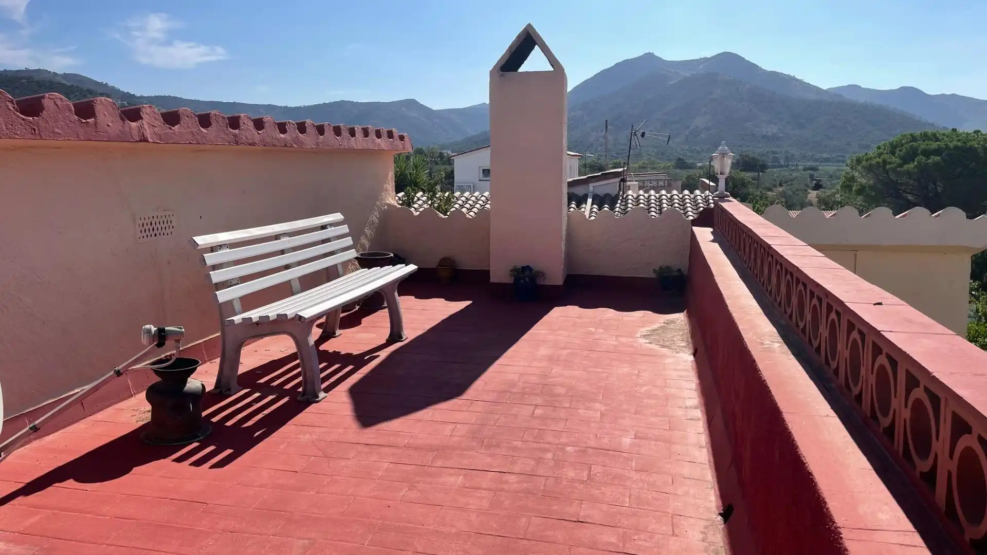 Terrasse von Haus oder Chalet zum Verkauf in Roses mit Privatgarten, Terrasse und Möbliert