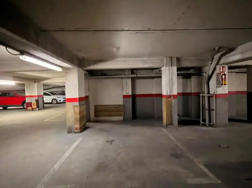Parkplatz von Garage zur Miete in Guadalajara