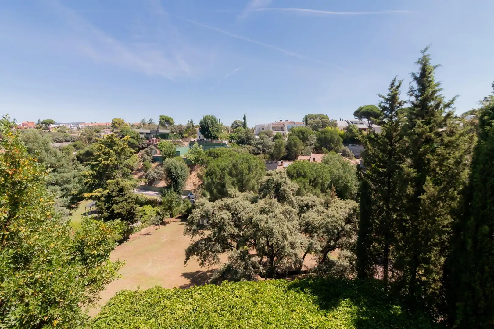 Jardí de Casa o xalet en venda en Las Rozas de Madrid amb Calefacció, Jardí privat i Parquet