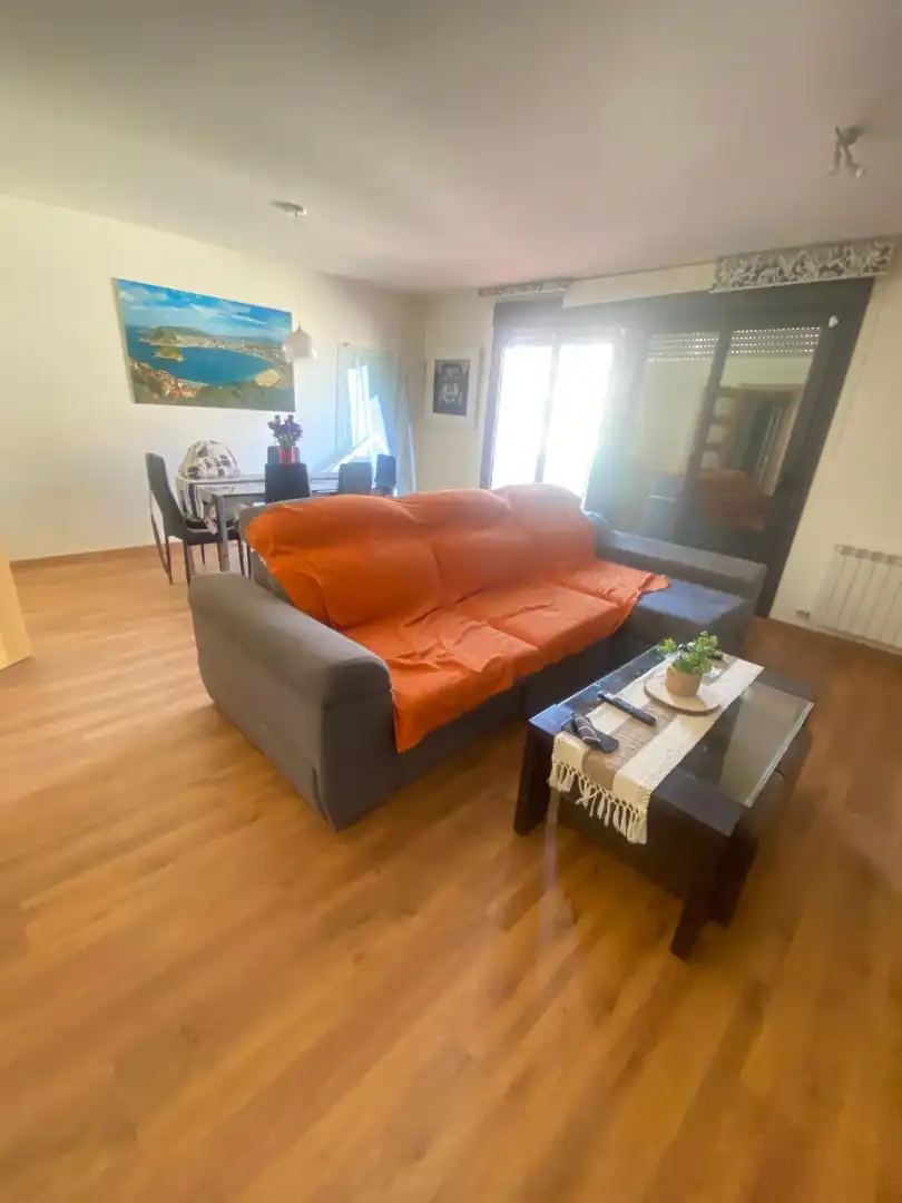 Sala de estar de Casa adosada en venta en Cintruénigo con Calefacción, Jardín privado y Terraza