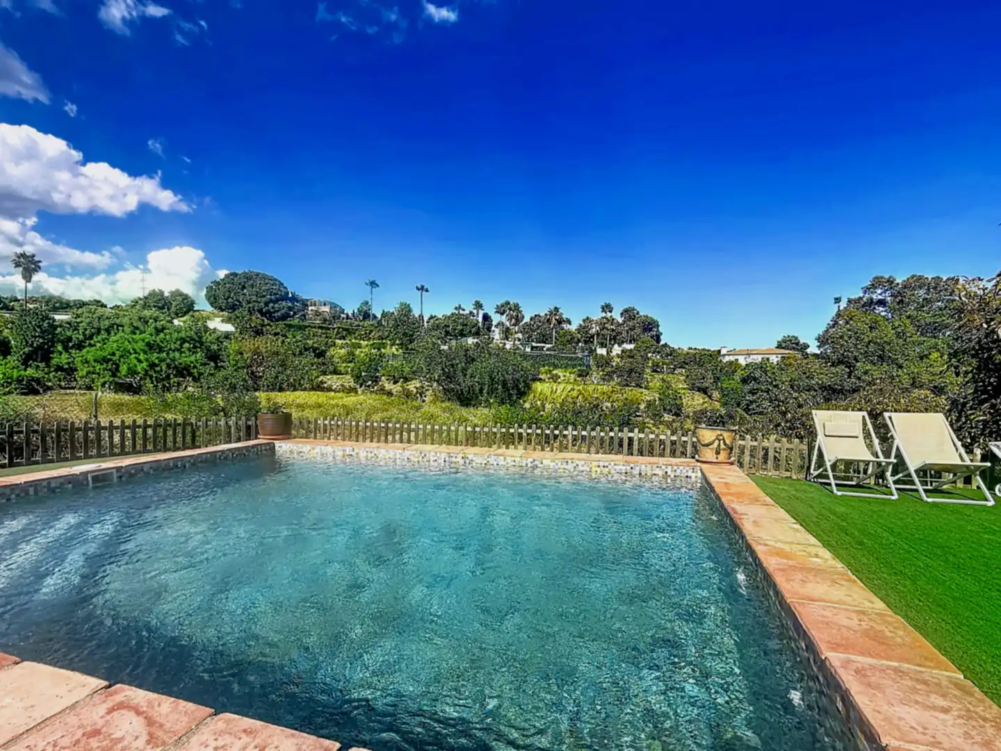 Swimming pool of Houses for sale in Estepona  with Air Conditioner, Private garden and Terrace