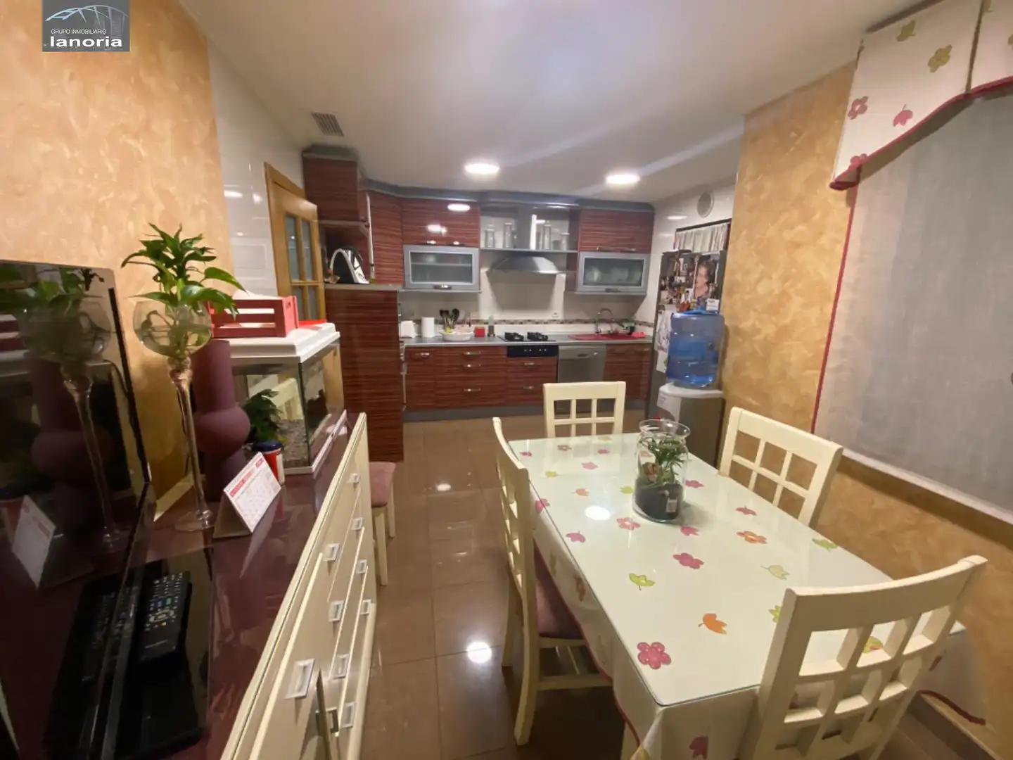 Cuina de Casa adosada en venda en Albacete amb Aire condicionat, Calefacció i Jardí privat