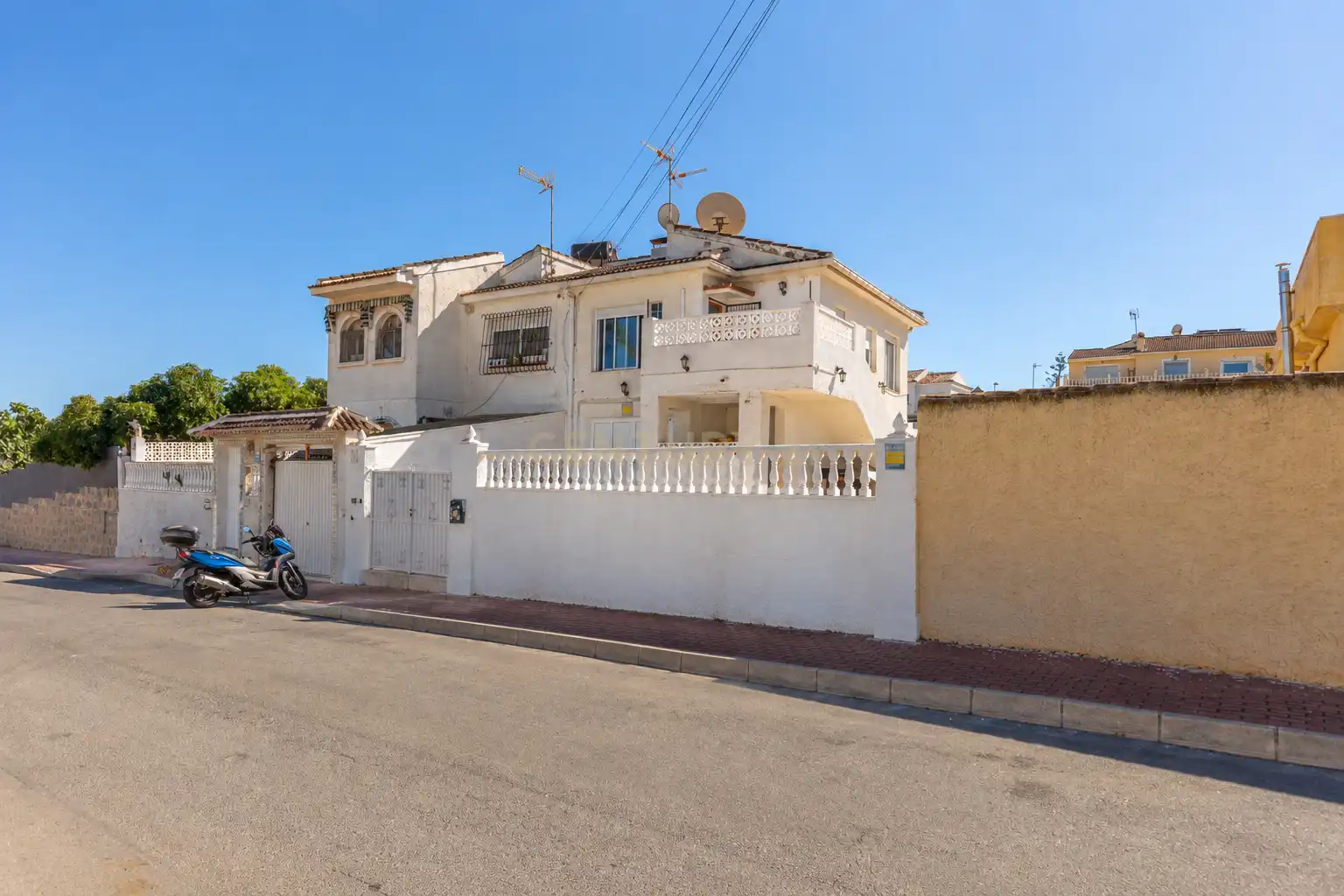 Maison mitoyenne avec piscine à vendre à Calle Venus Bal, 14B, Torrevieja, Spain, imagen 2