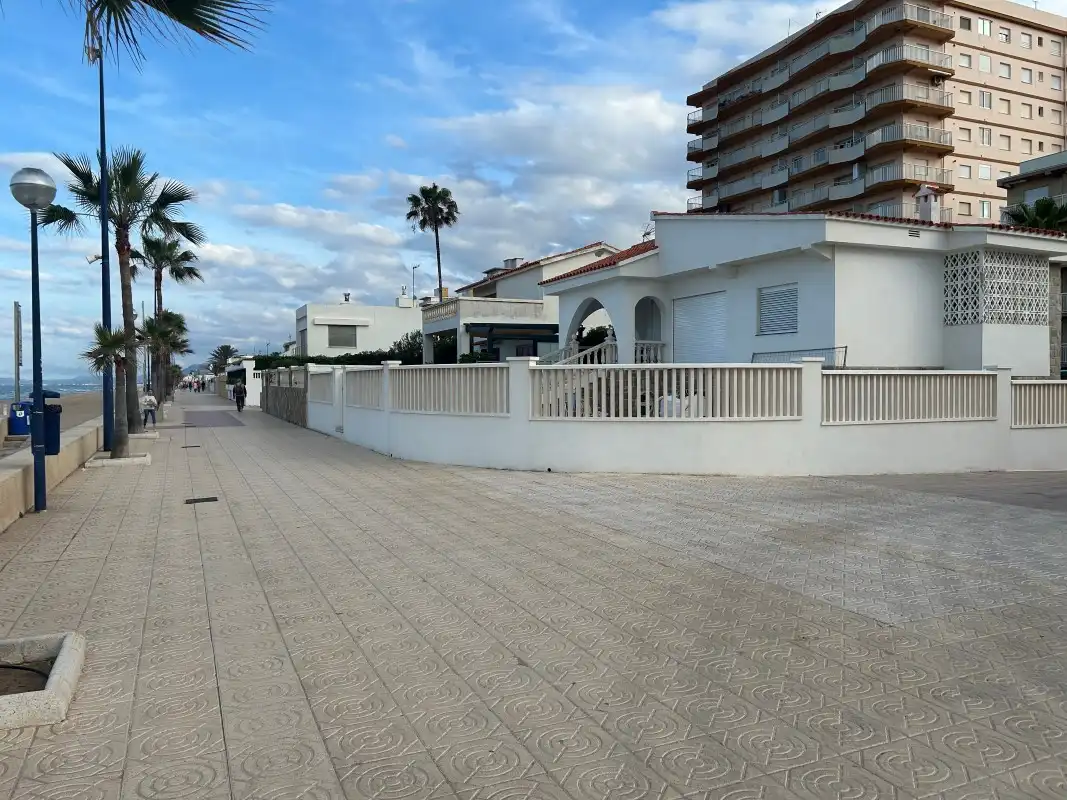 Exterior view of Apartments for sale in Miramar  with Air Conditioner, Terrace and Furnished