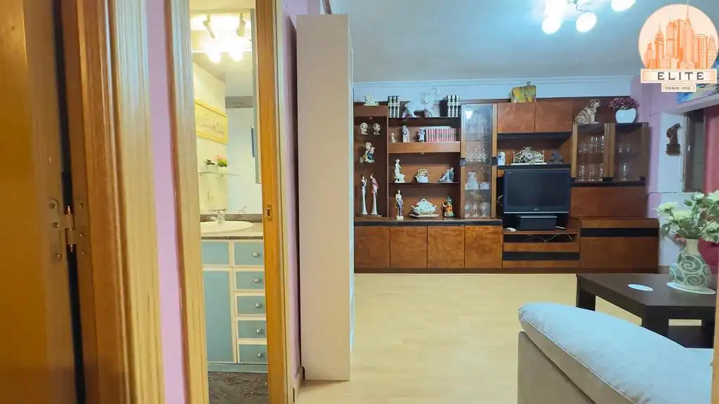 Sala de estar de Piso en venta en Alcorcón con Aire acondicionado, Calefacción y Parquet